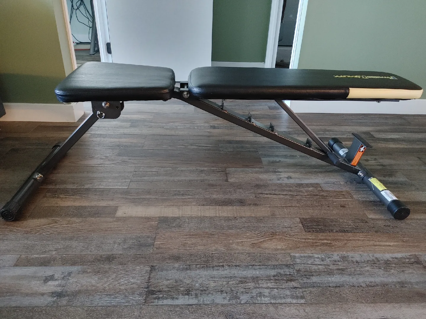 Fitness Reality Weight Bench thumbnail