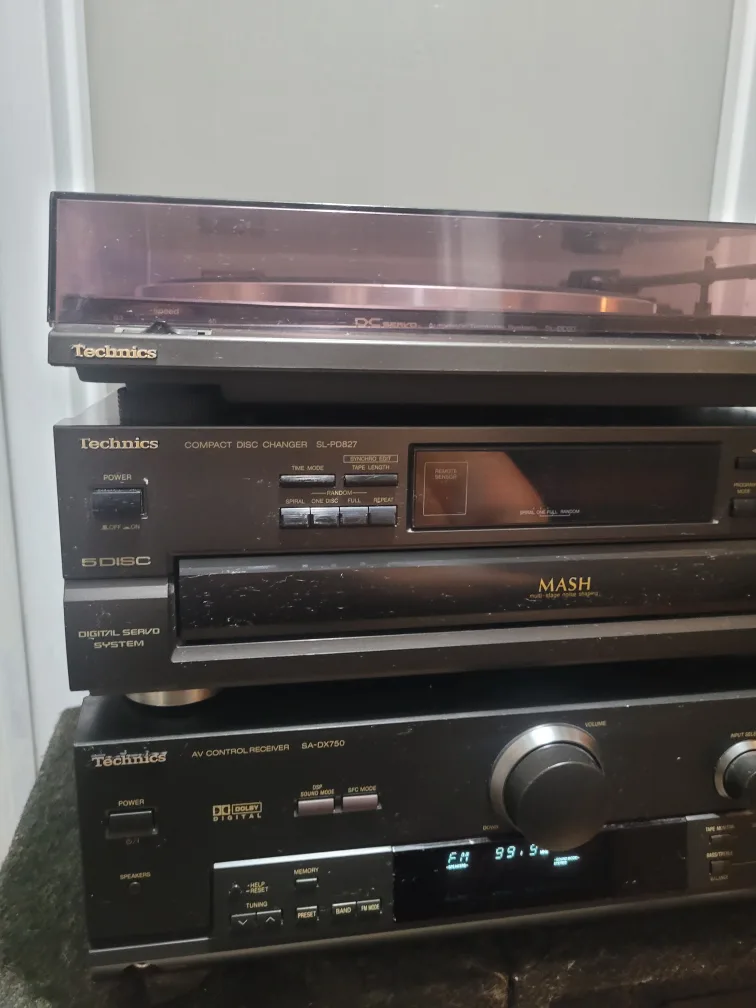 technics stereo surround  receiver  turntable and 5 dics cd c image indicator(6)