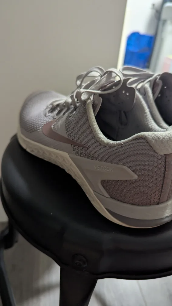 Nike Metcon Training Shoes - US 9 🥕 image indicator(4)