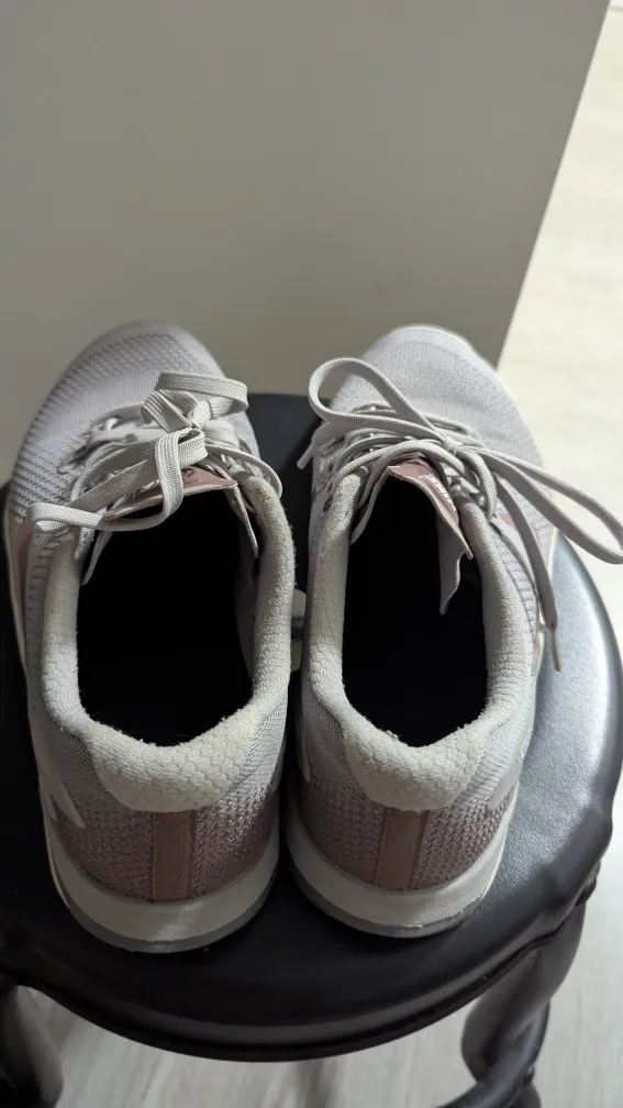 Nike Metcon Training Shoes - US 9 🥕 image indicator(5)