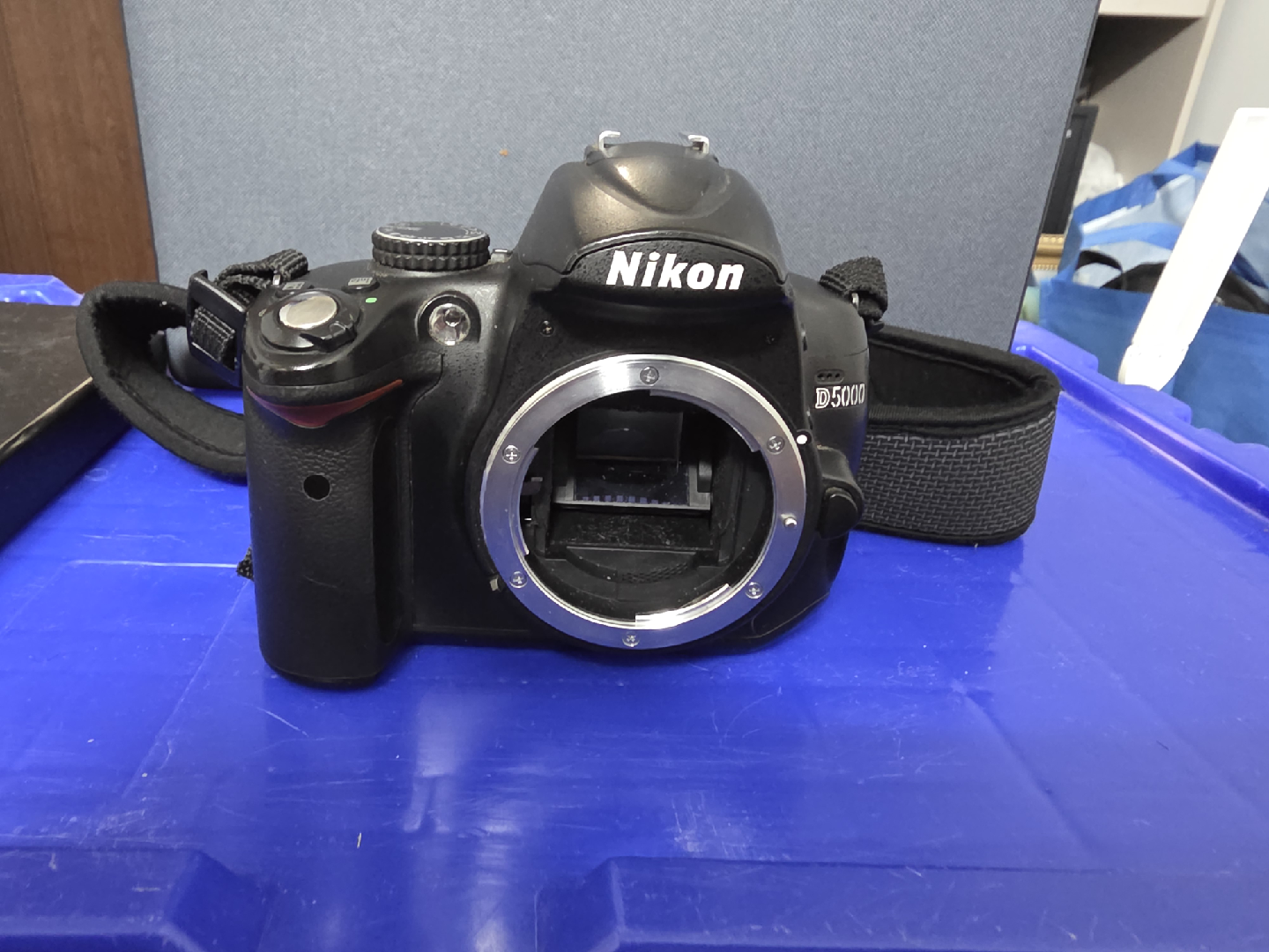 Nikon D5000 Digital Camera - photo 4