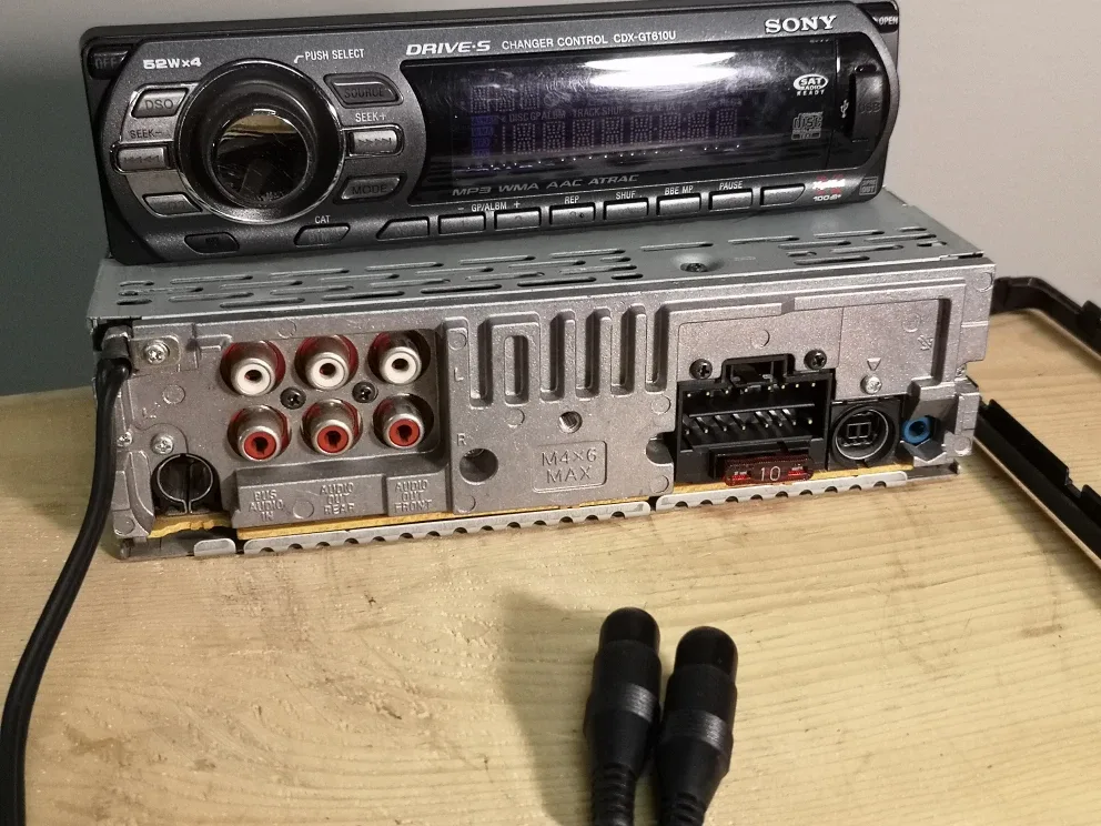 🎶USB Car Stereo Deck ~ SONY XPLOD CDX-GT610U image indicator(8)