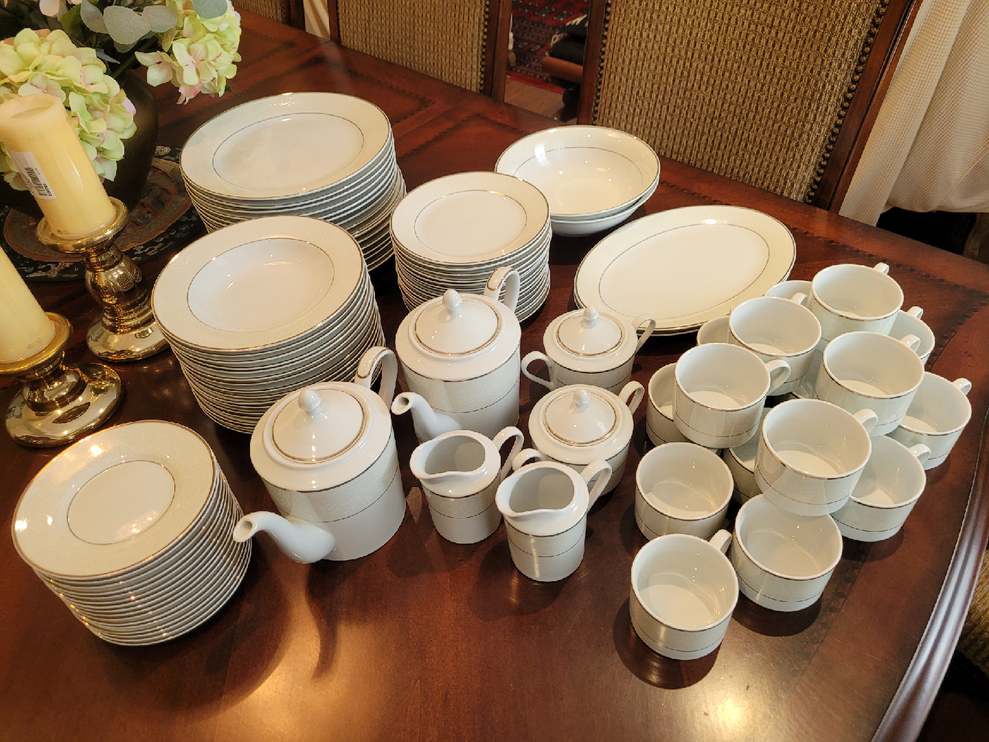 Bowring Easton Dinnerware Sets