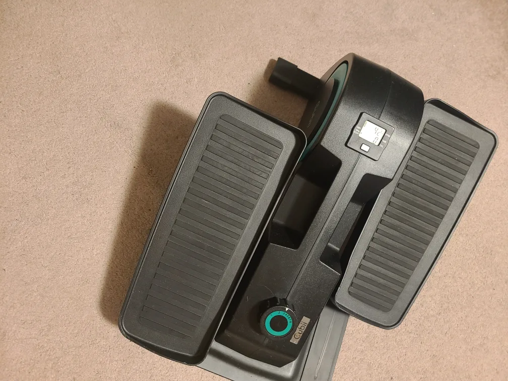 Cubii Under Desk Elliptical image indicator(3)