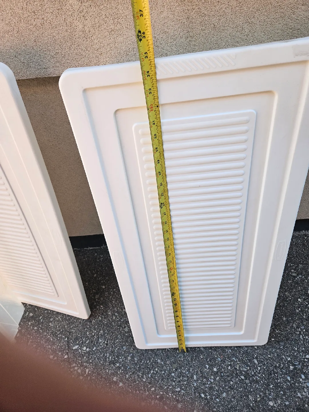 Rubbermaid Underbed Storage Box - 10.8 US Gal image indicator(5)