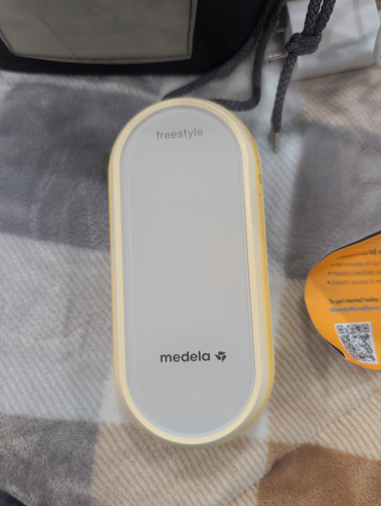 Medela Freestyle Breast Pump with Bag - photo 5