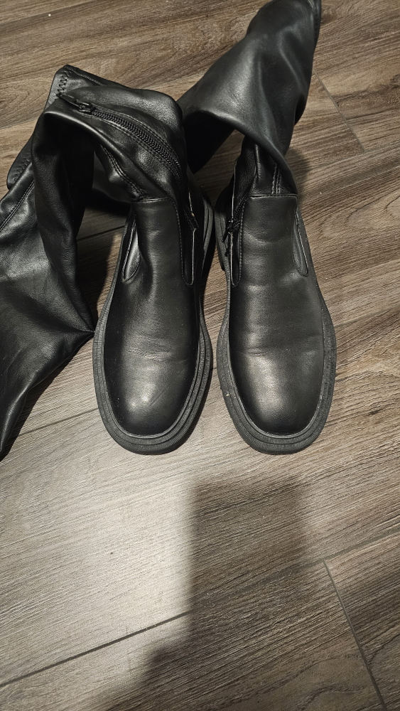 High Black Boots Size 6 - photo 2