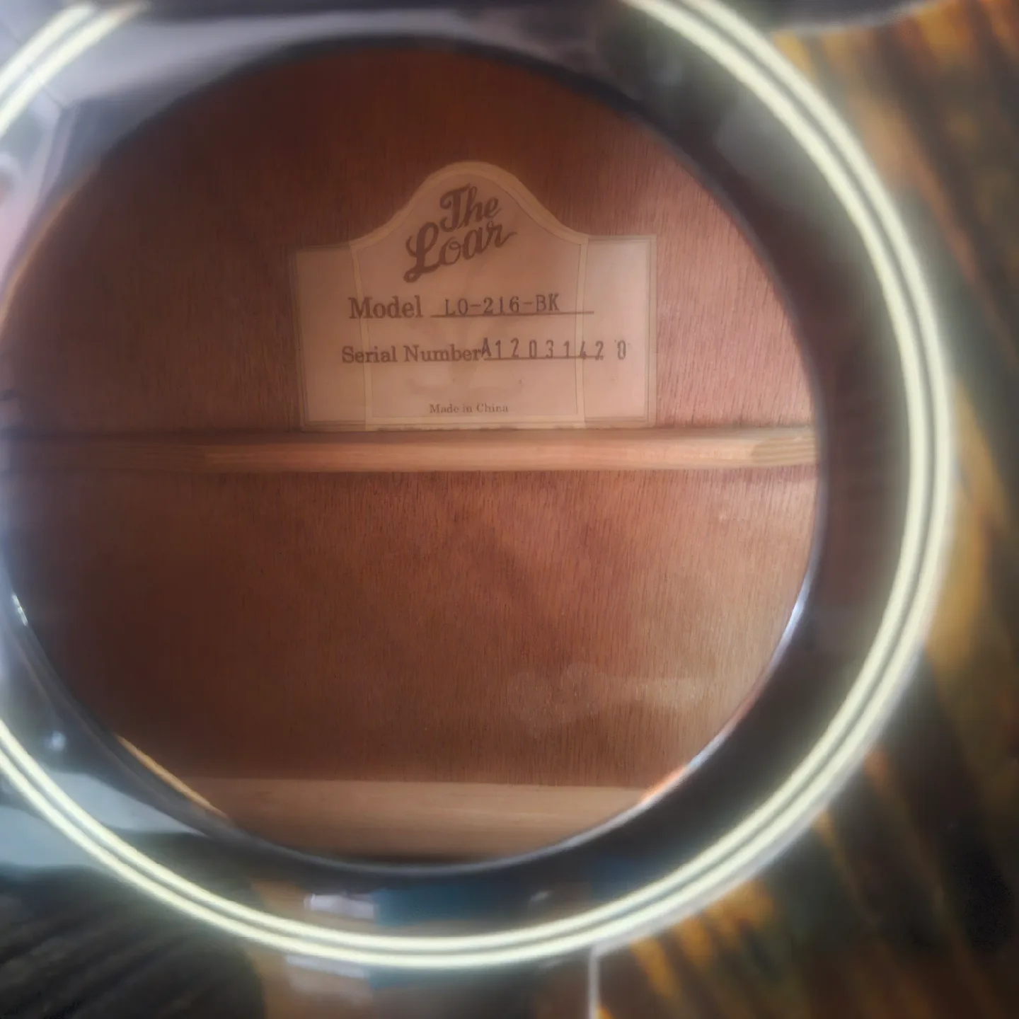 La Loar Acoustic Guitar  Classic. image indicator(5)