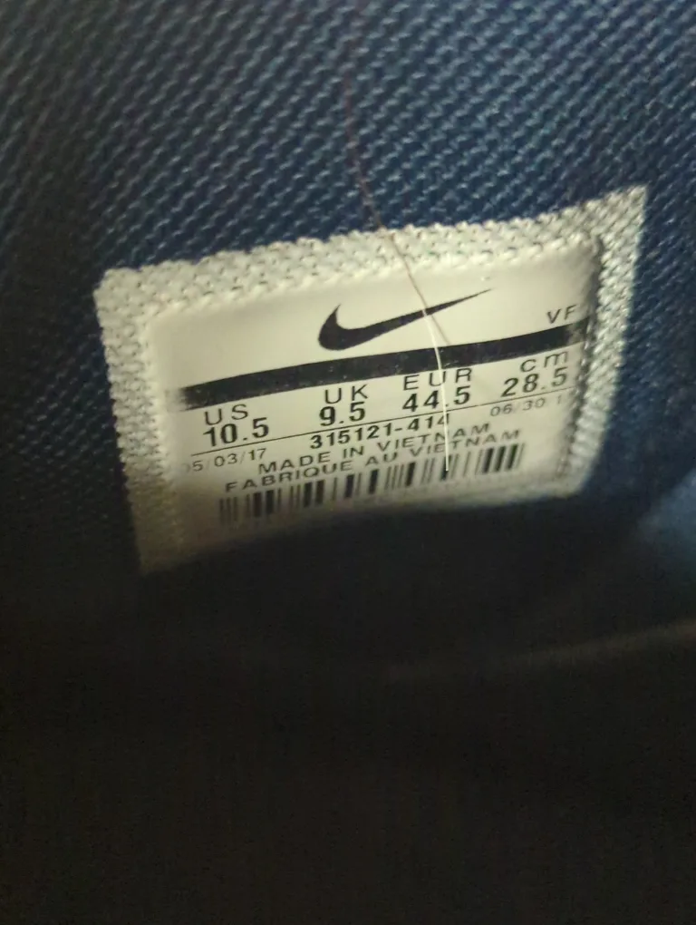 Nike Air Force 1 High - Size 10.5 image indicator(3)