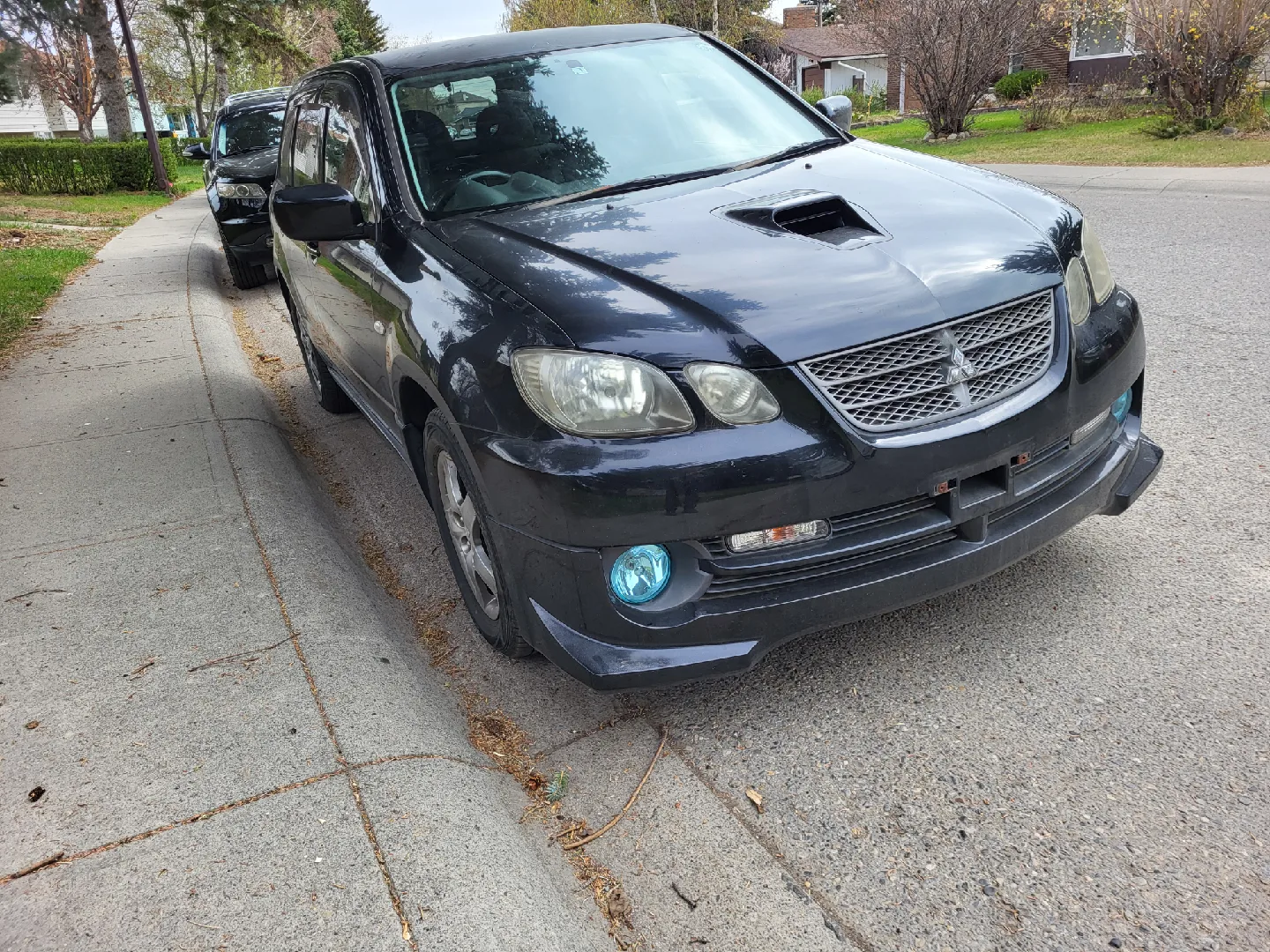 Mitsubishi Outlander Turbo SUV image indicator(8)