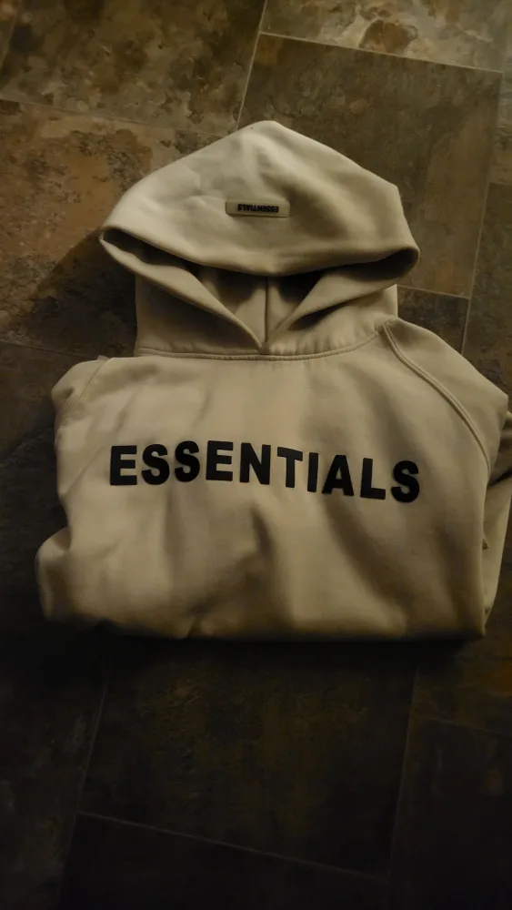 Essentials Fear of God Hoodie image indicator(2)
