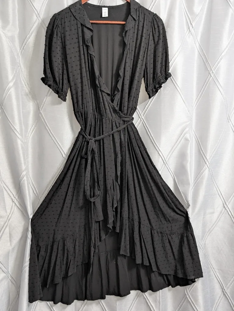 Old Navy Petite Black Dress - Size S thumbnail