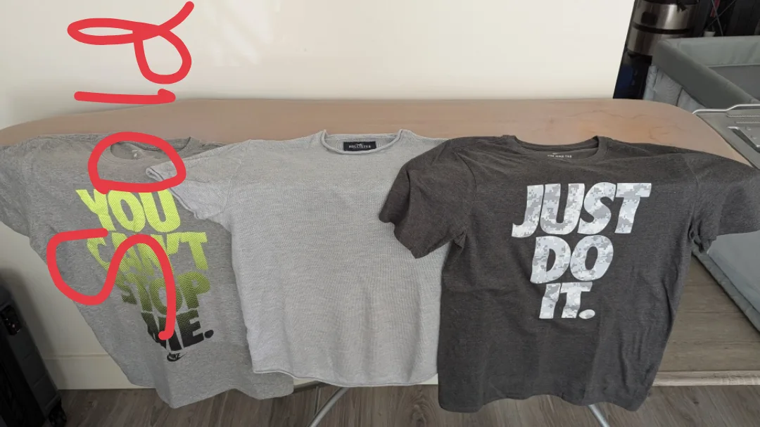 Mixed Men's T-Shirt Bundle - Small Size image indicator(4)