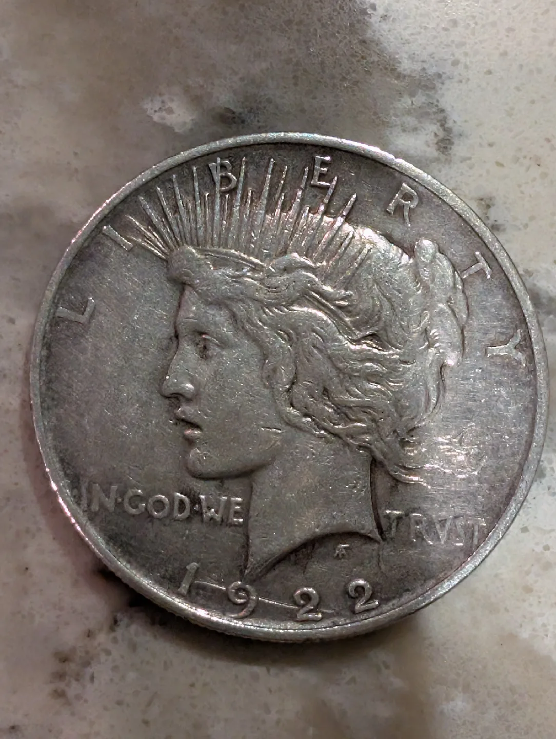 1922 Denver mint Peace Silver Dollar thumbnail