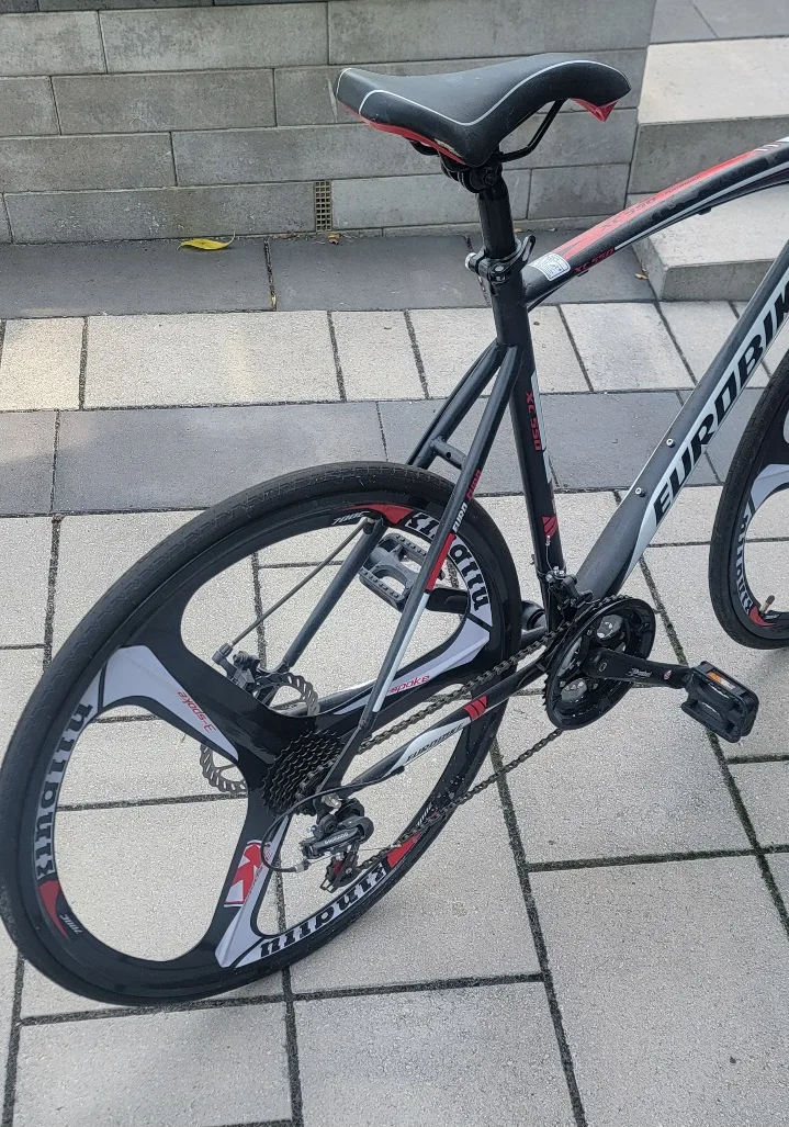 Eurobike XC550 Road Bike - Shimano Gears image indicator(2)