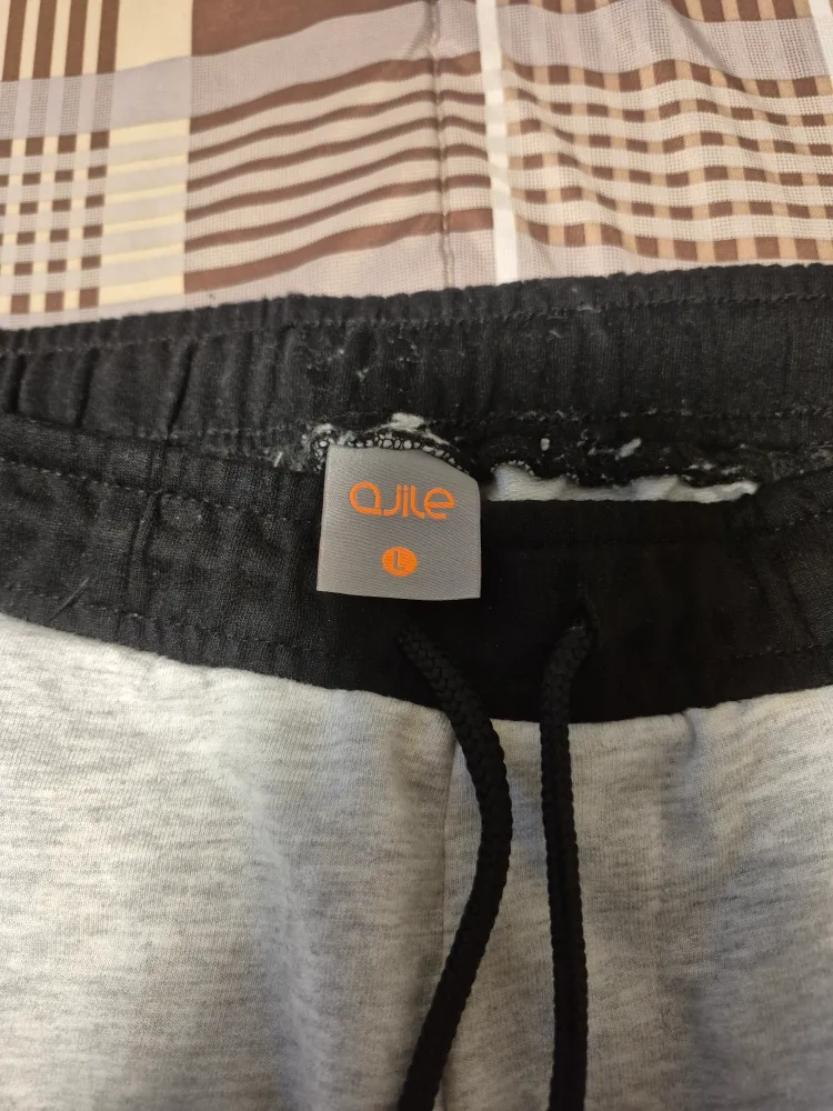 🥕AJILE Grey Joggers - Size L image indicator(2)