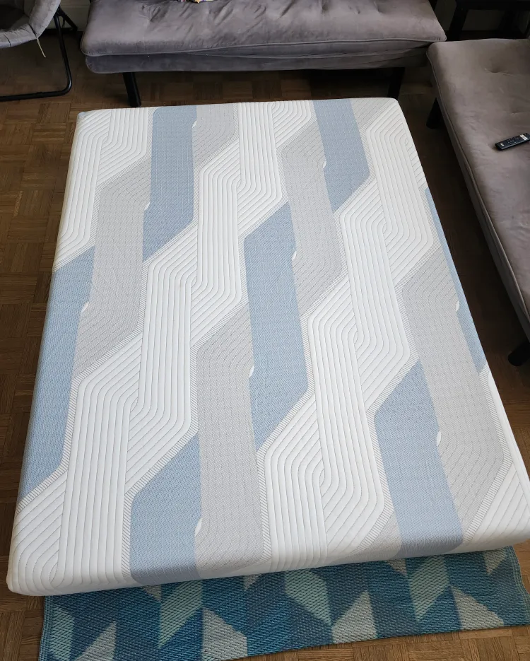 Queen Size Mattress image indicator(2)