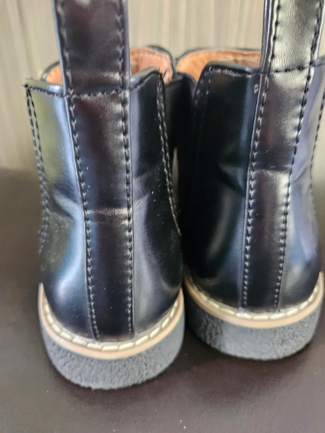 Zane Black Chelsea Boots Size 3M image indicator(2)