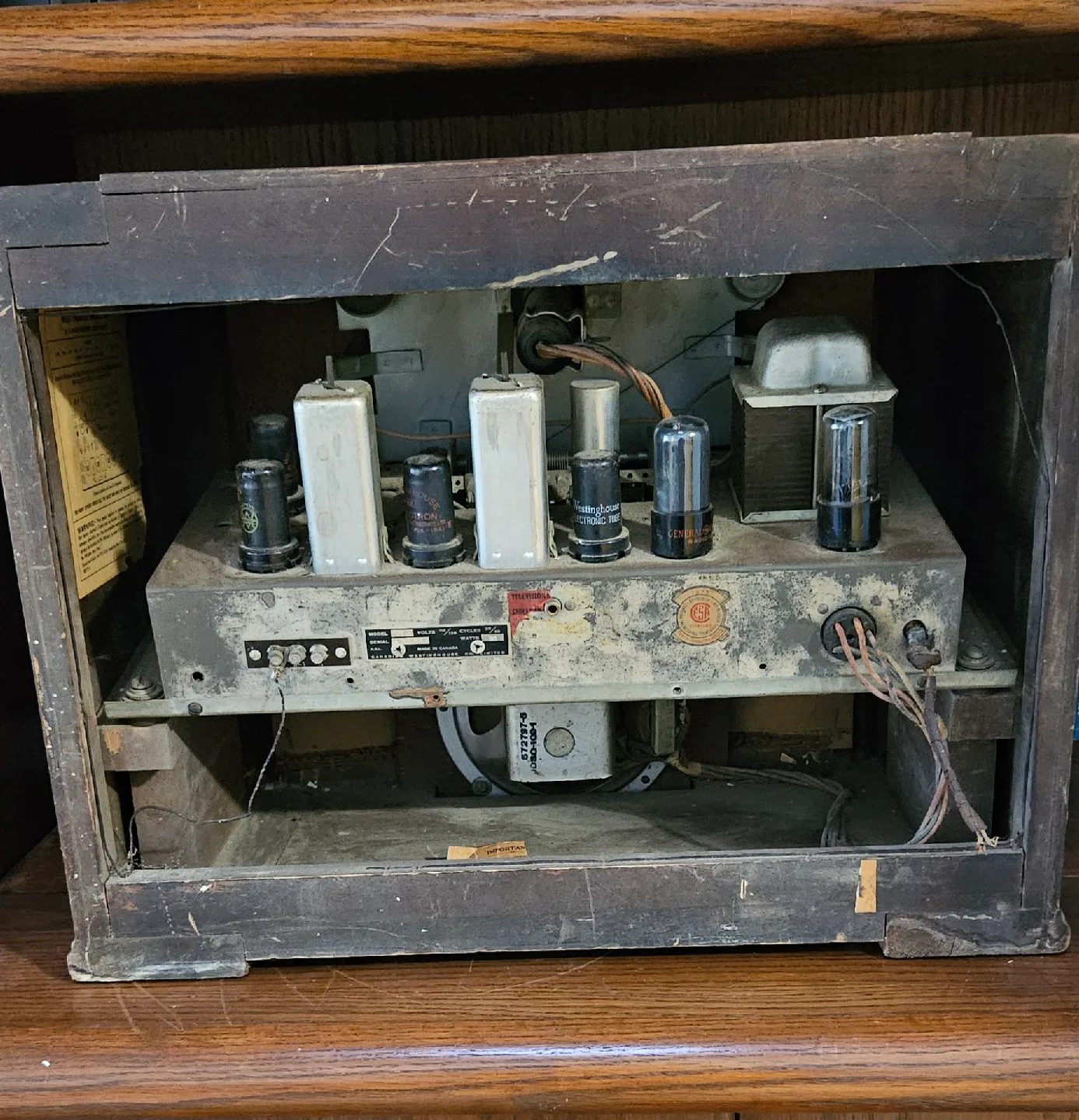 Westinghouse 785-A Console Tube Radio (c.1940) – AM + Shortwave image indicator(2)