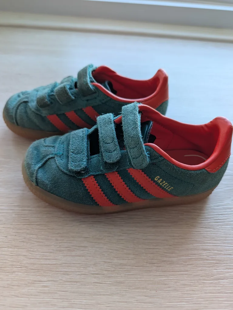 Adidas Gazelle Kids Shoes Size 10K thumbnail
