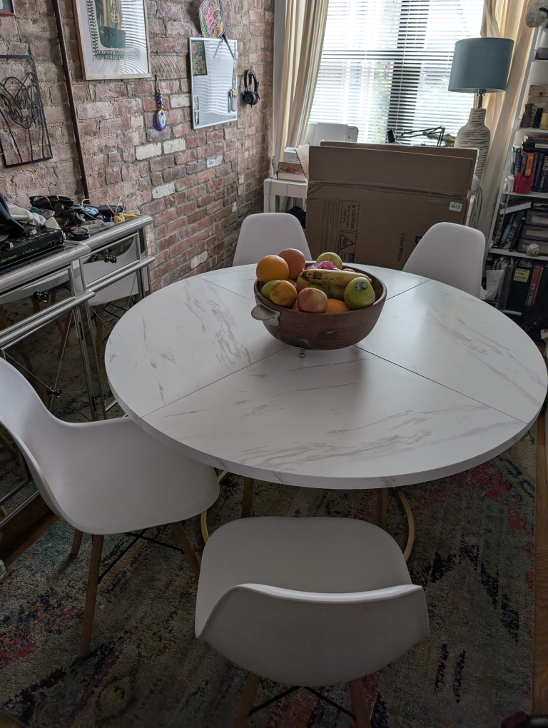 BRAND NEW Elegant dining table + 4 chairs - photo 2