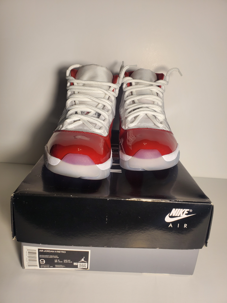 Men’s Jordan 11 Retro Cherry W/Box CT8012-116 Size 9 - photo 2