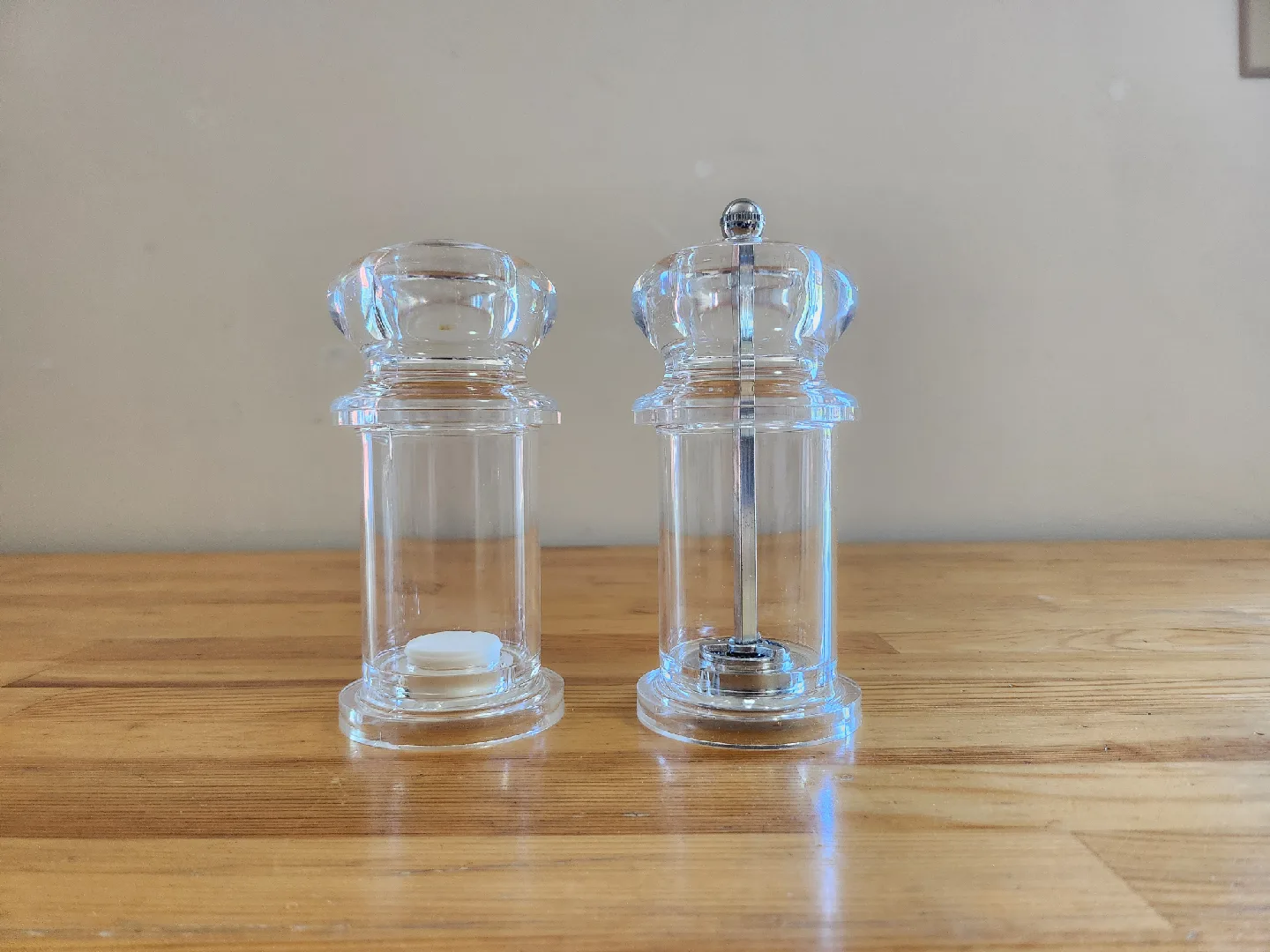 Salt & Pepper Grinder Set image indicator(4)