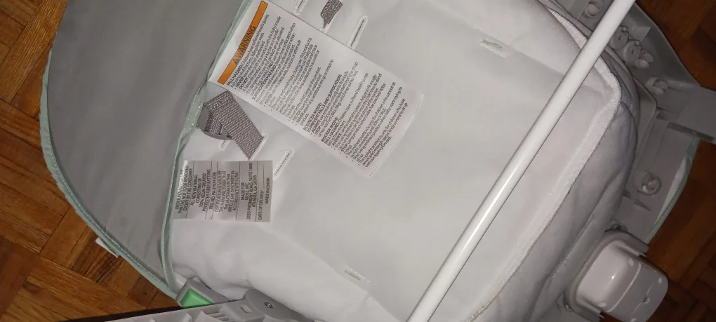 Baby Bouncer Seat almost new $25 image indicator(4)