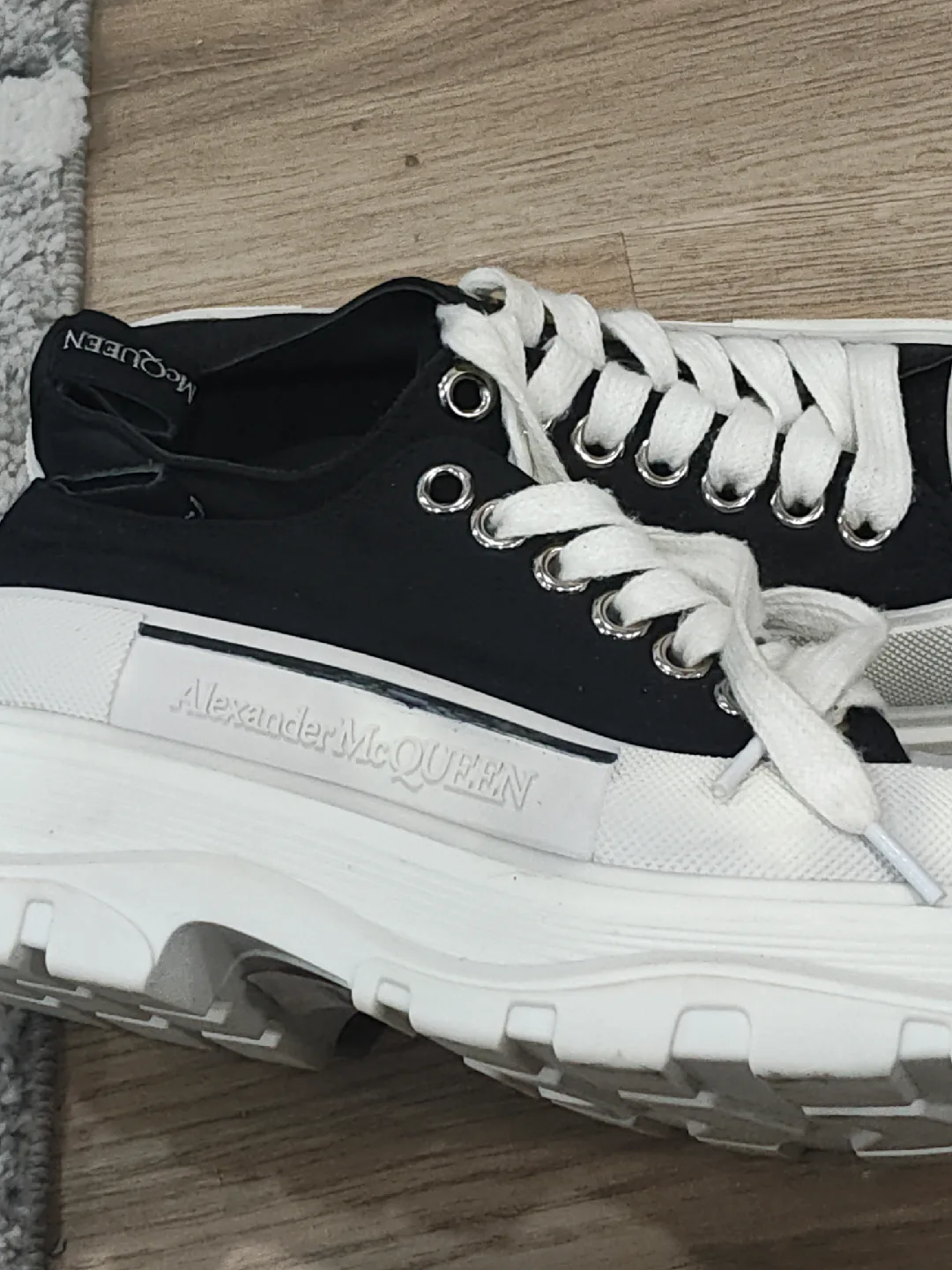 Alexander McQueen Canvas Platform Sneakers - Size 37 image indicator(4)