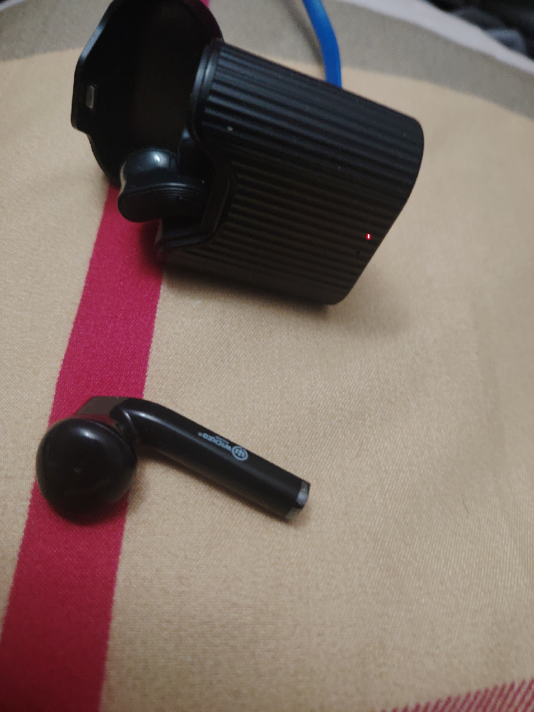 🥕😊Wicked Audio WI9251 Black Wireless Earbud - photo 4