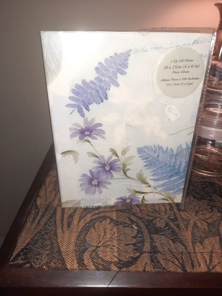 Photo Album pick up only thumbnail