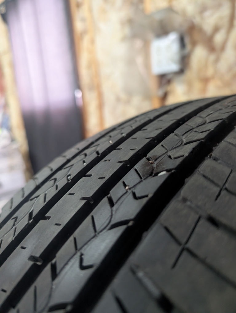 (4)-225/65R17 Goodyear Assurance All Season Tires - photo 2