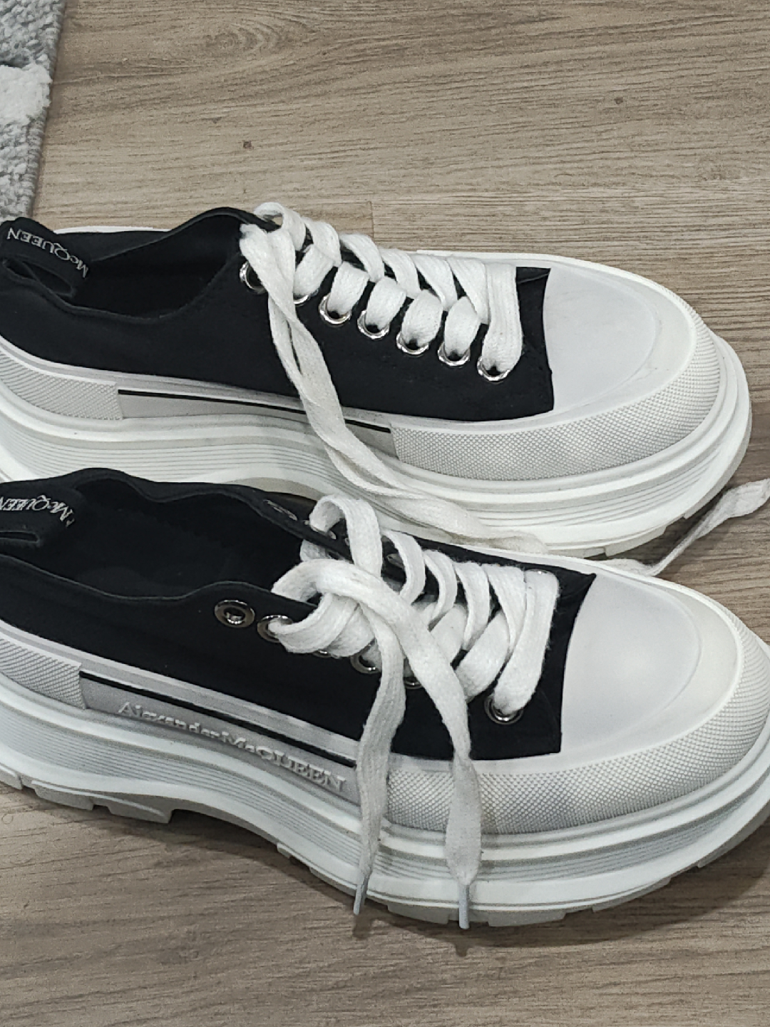 Alexander McQueen Canvas Platform Sneakers - Size 37 - photo 3