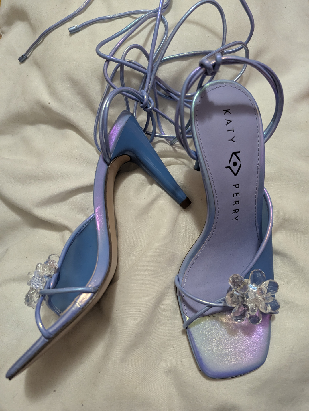 Katy Perry Blue Iridescent Heels with Flower Detail - photo 5