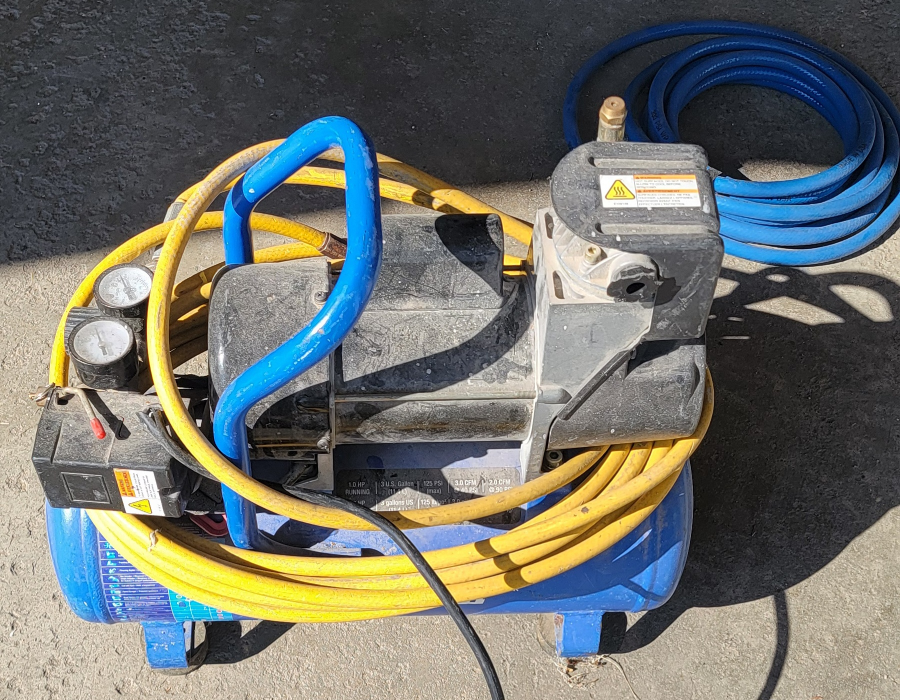 Mastercraft 058-1290-6 Air Compressor - 3 Gallon - photo 3