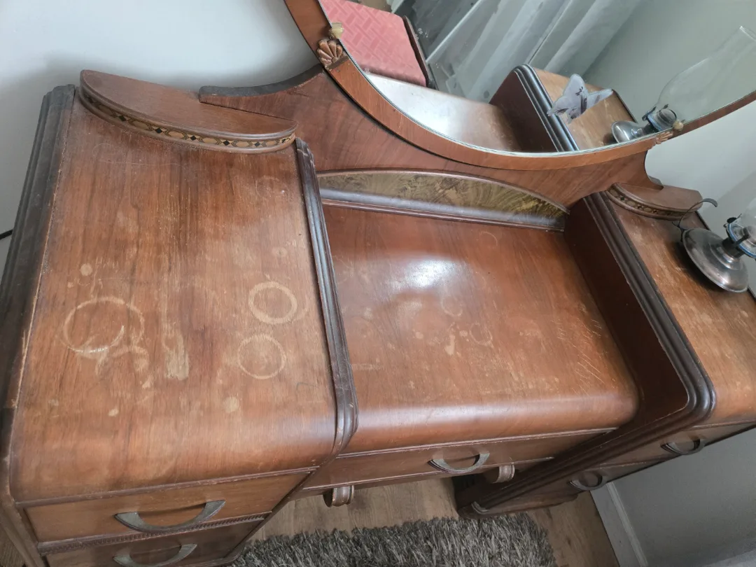 Vintage Vanity with Mirror & Stool image indicator(4)