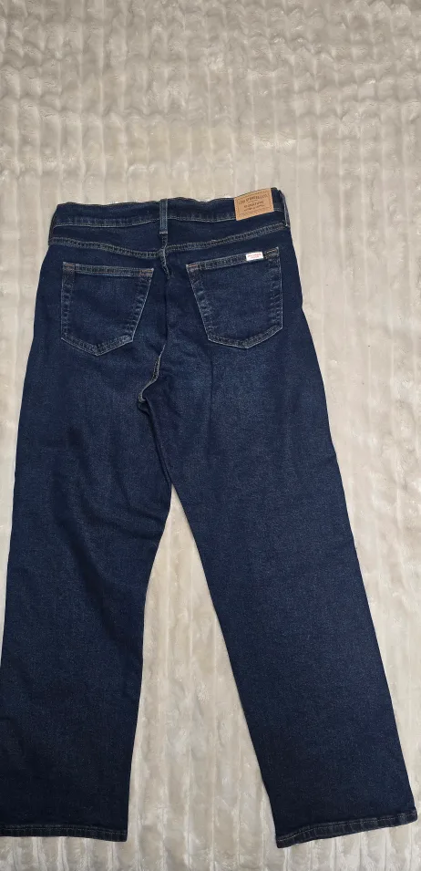 Levi Strauss Signature Heritage High-Rise Straight Jeans image indicator(2)