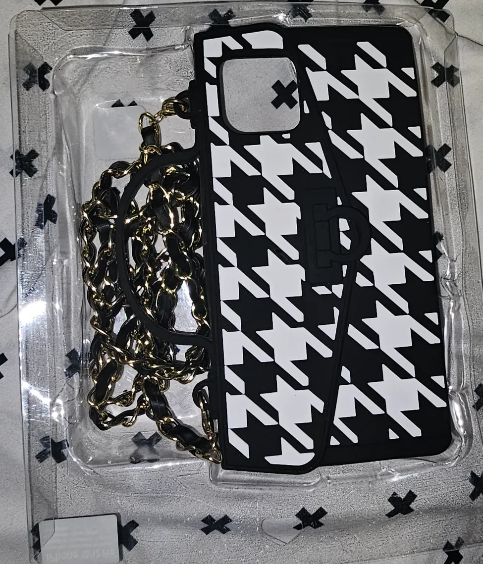 Houndstooth iPhone Case with Chain image indicator(2)