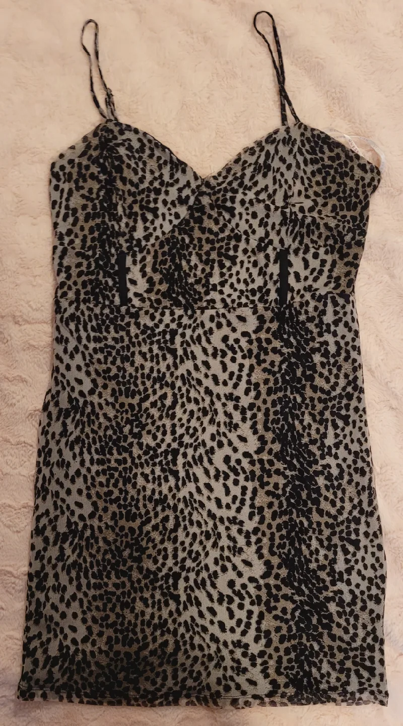 vestido de guess thumbnail