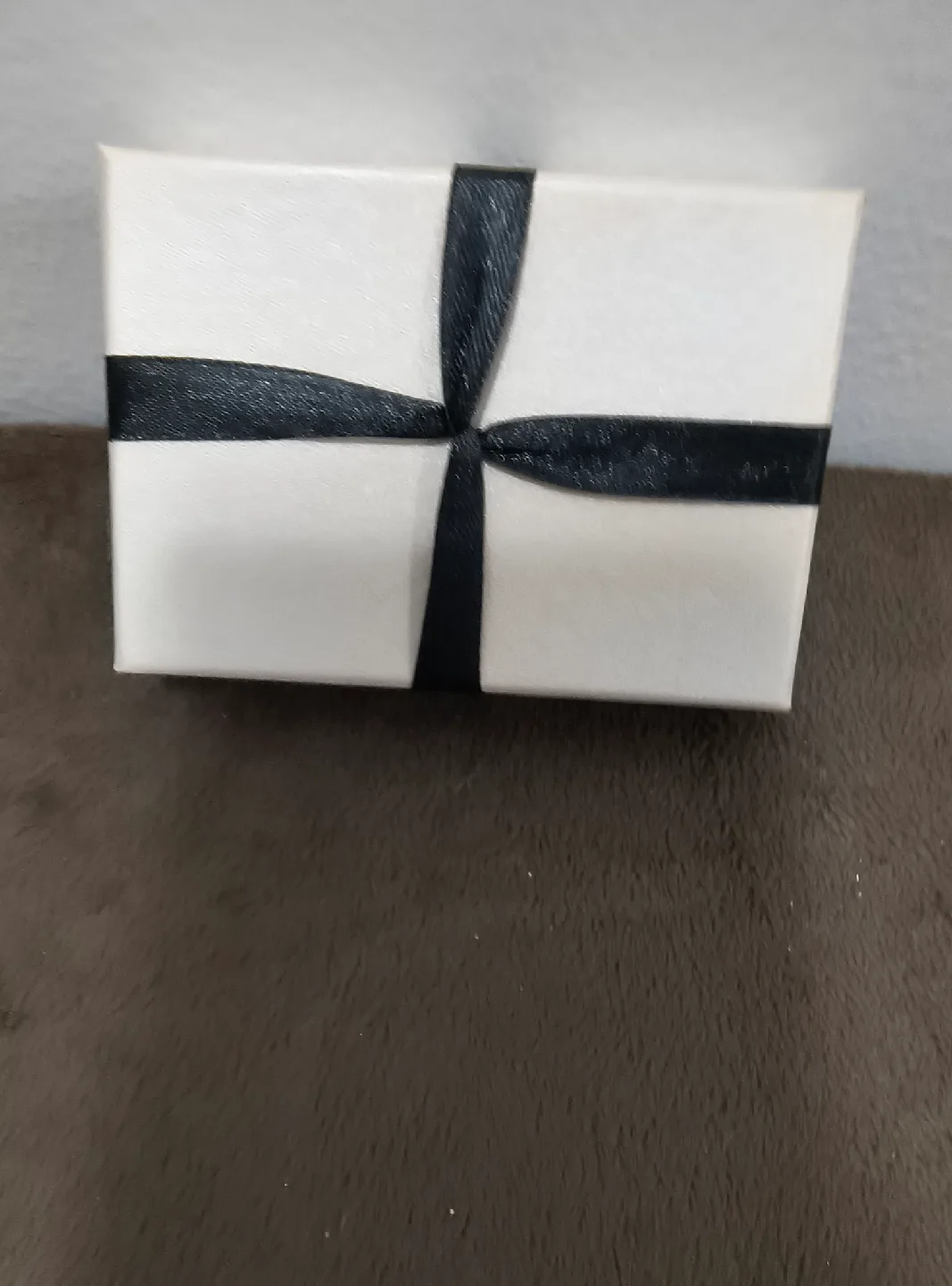 New Pearl & Crystal Necklaces & Earrings Set image indicator(2)