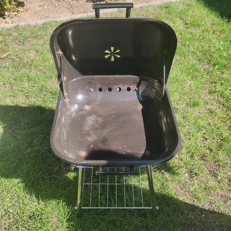 Portable Charcoal BBQ Grill image indicator(6)