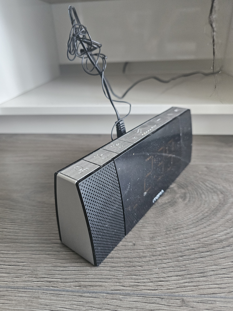 Itoma Digital Alarm Clock - photo 3