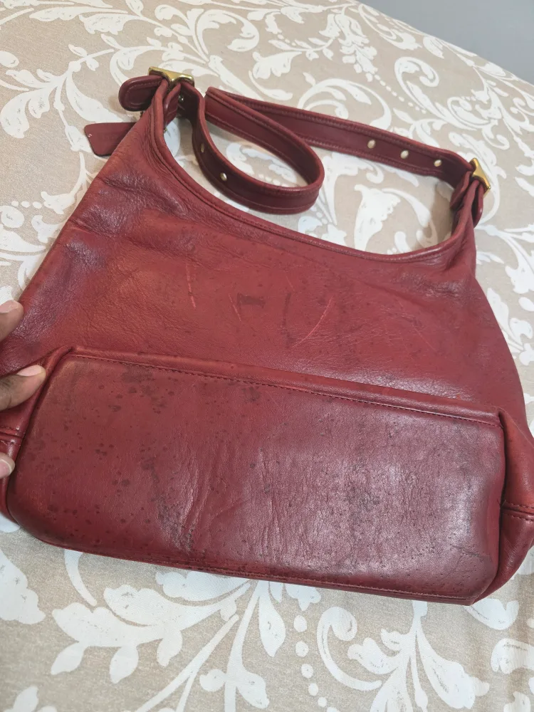 Coach Red Leather Shoulder Bag image indicator(2)