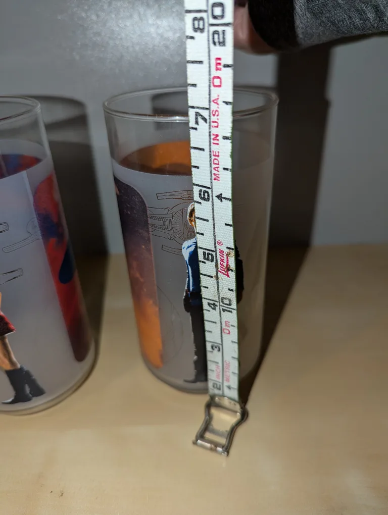 Star Trek Collectible Glasses Spock and Uhura (Set of 2) image indicator(3)