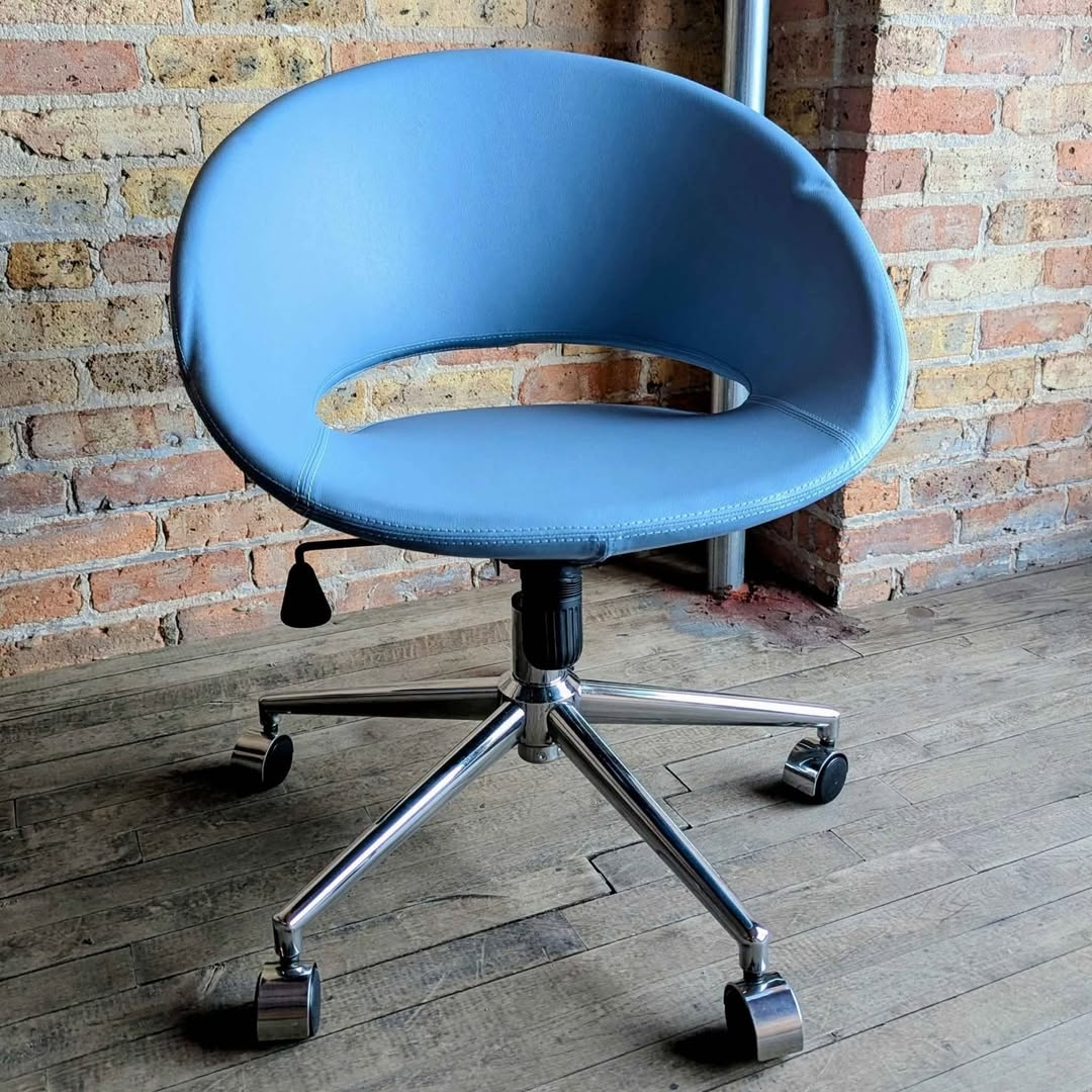 Blue Egg Swivel Chair – Modern Chrome Base