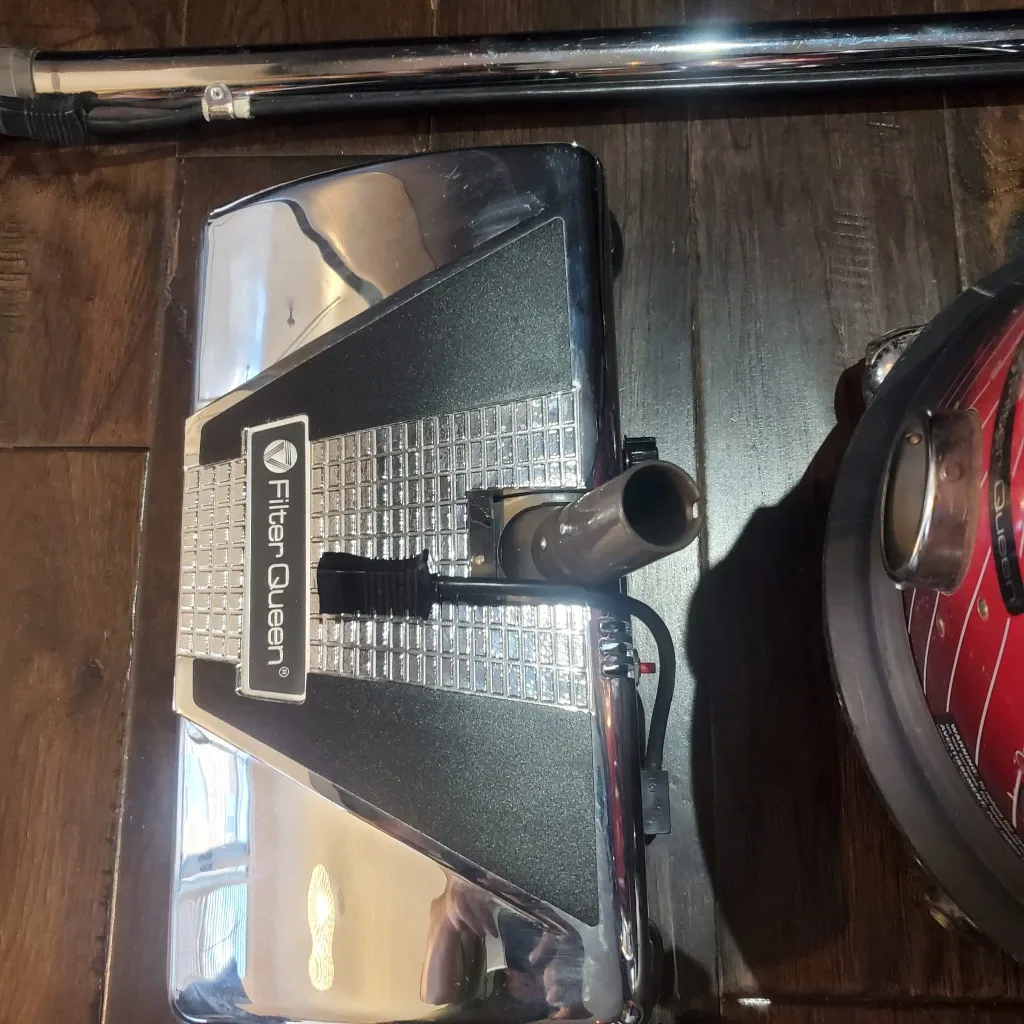 Filter Queen Majestic 65 Anniversary Vacuum image indicator(9)