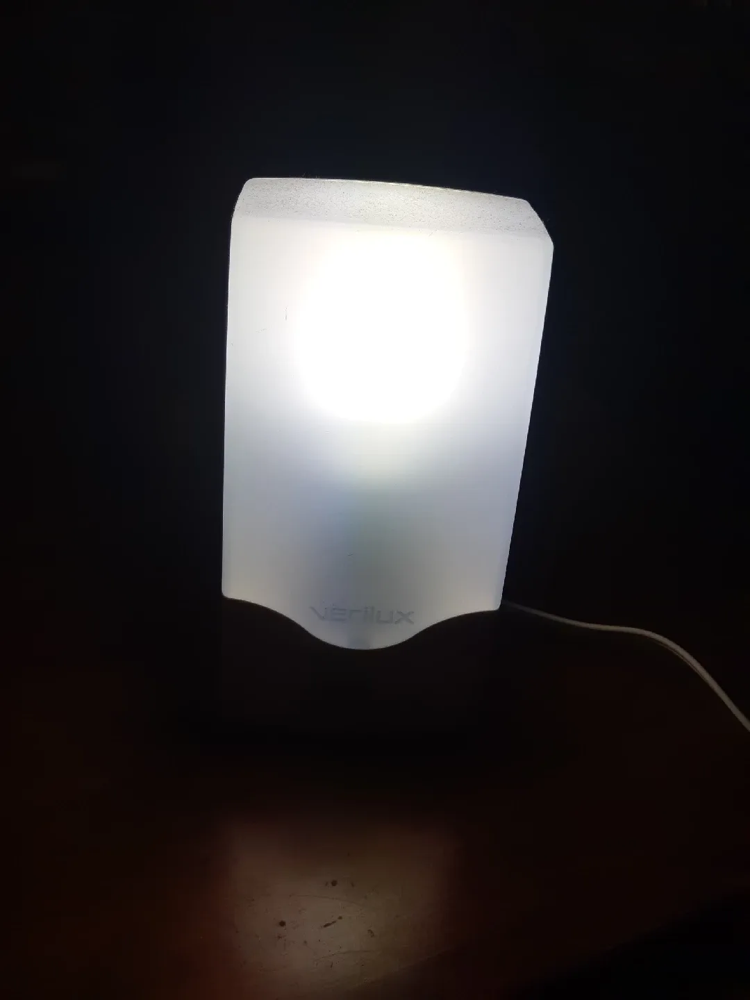 Verilux HappyLight 2500 Light Therapy Lamp image indicator(2)