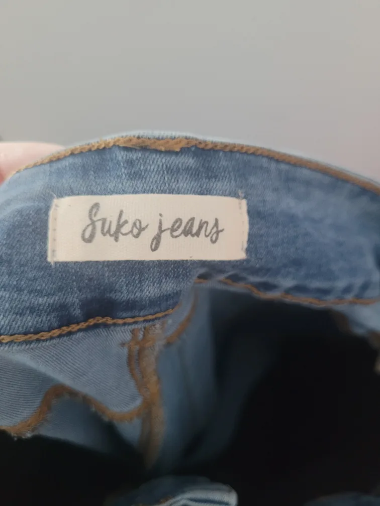 Suko Jeans Size 14 - High Waist Sustainable Denim image indicator(7)