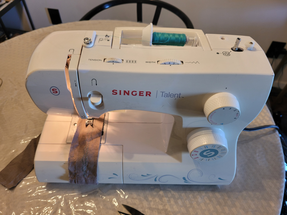 Singer Talent Sewing Machine Model 3321 - photo 4