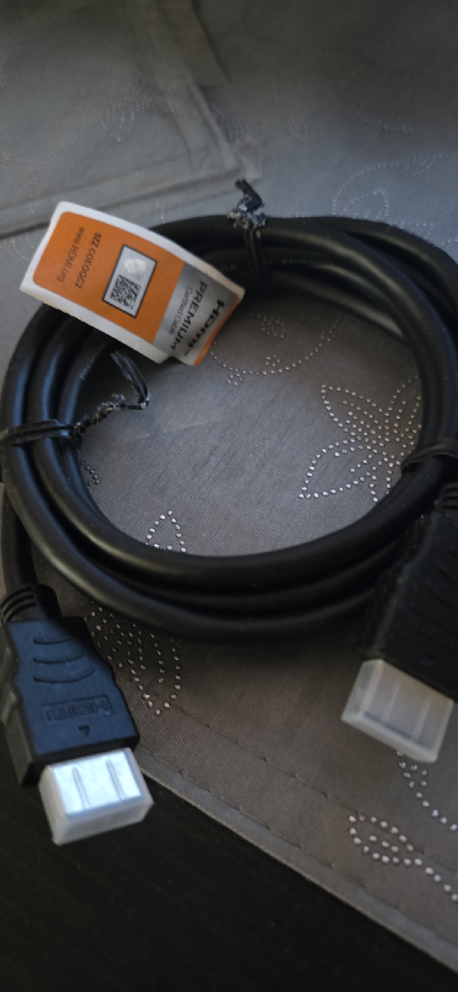 HDMI cord - photo 2
